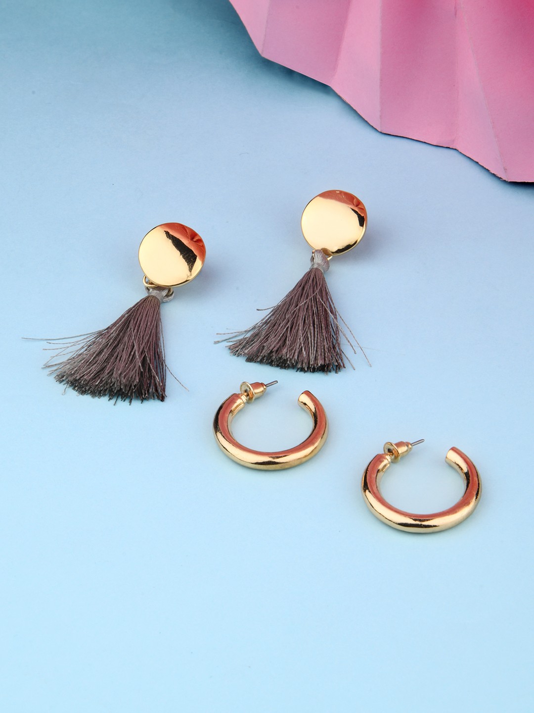 Set of 2 gray tassel and gold hoop earrings