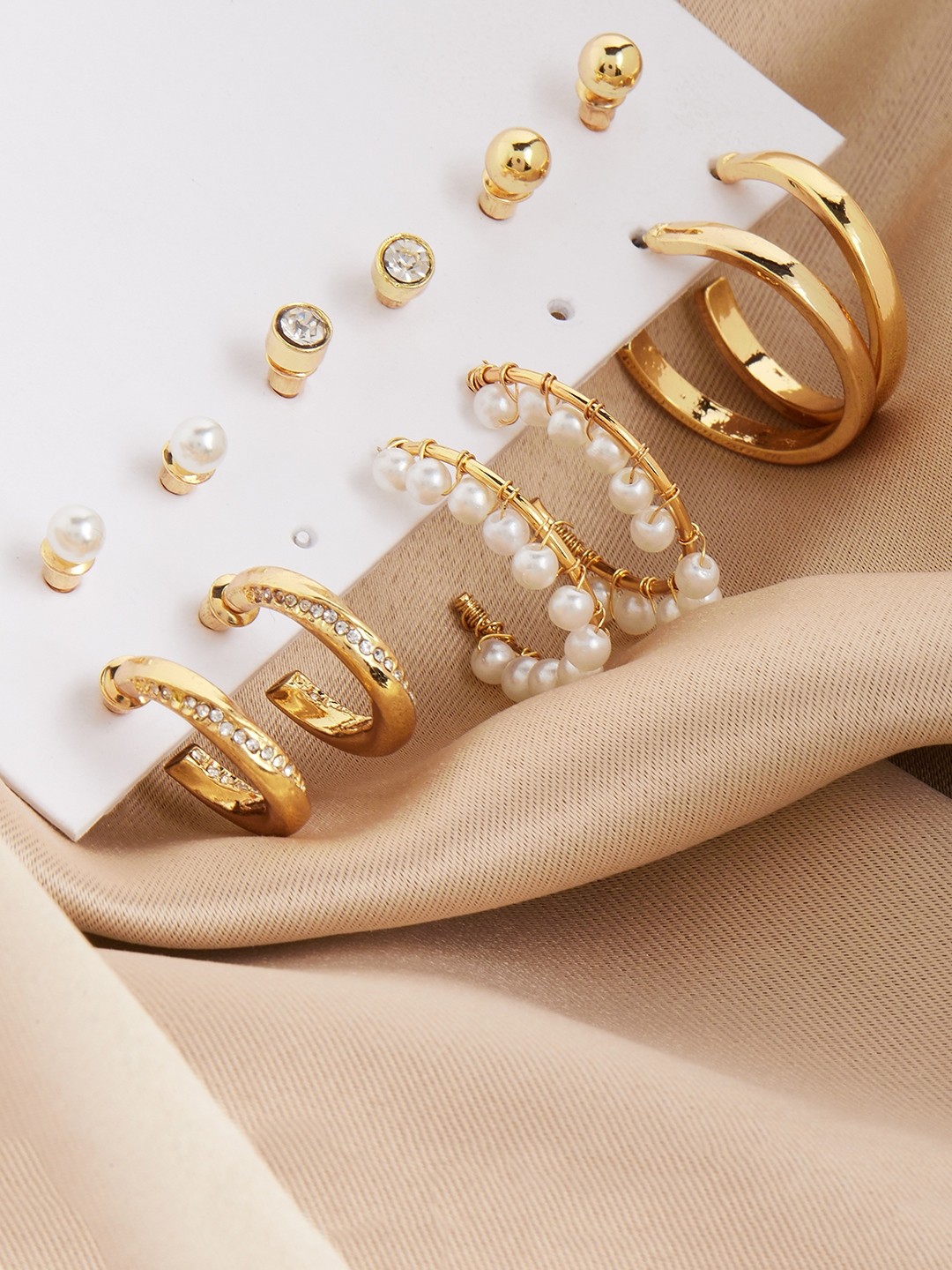 Gold plated Set of 3 stud and 3 hoop pack(pearl)